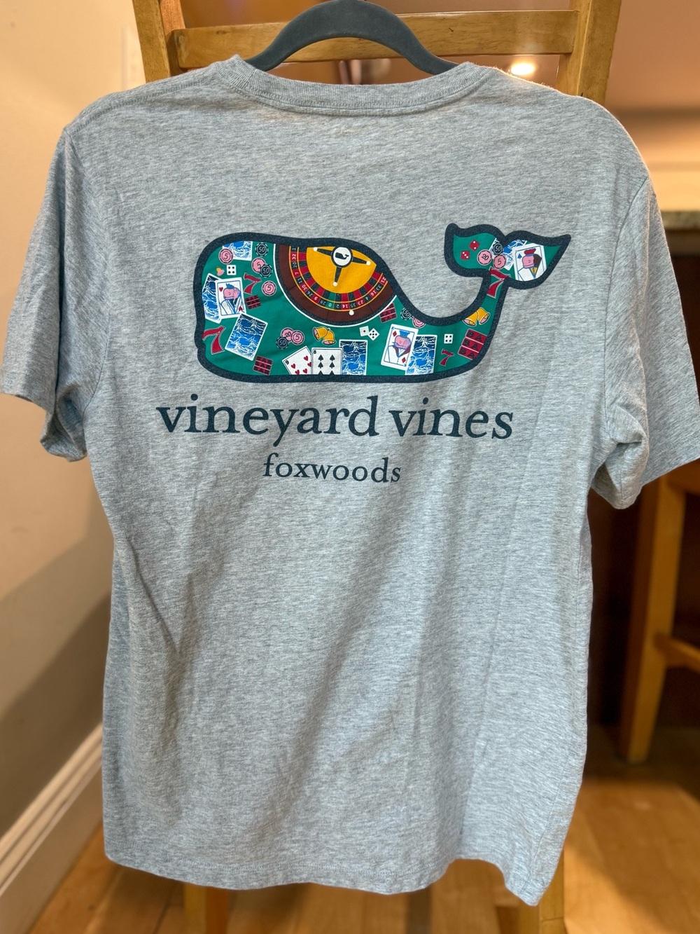 🐳 ♥️♣️♦️ Vineyard Vines Foxwoods Poker Shirt Heather Gray Pocket Tee ♠️ 🐳 ♦️